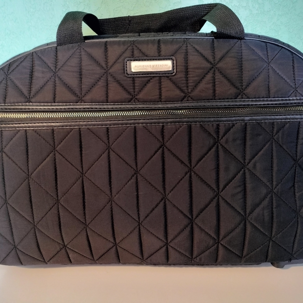 ADRIENNE VITTADINI QUILTED NYLON DUFFEL BAG